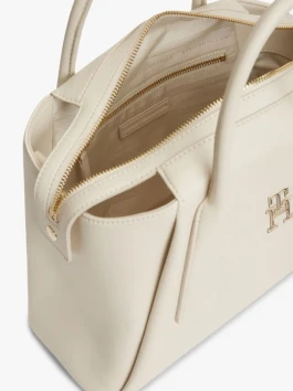 nahlad Tommy Hilfiger dámska krémová kabelka