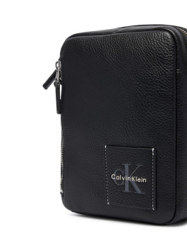 nahlad Calvin Klein pánska čierna taška