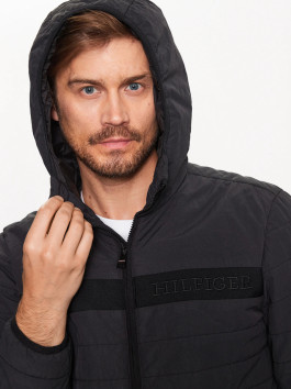nahlad Tommy Hilfiger pánská černá bunda