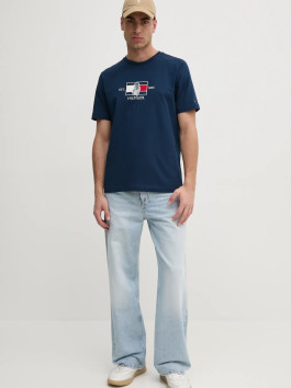 nahlad Tommy Hilfiger pánske tmavo modré tričko
