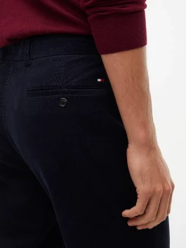 nahlad Tommy Hilfiger pánske tmavo modré menčestrové nohavice