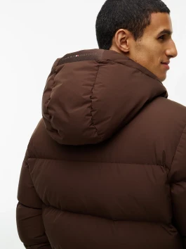 nahlad Tommy Hilfiger pánska tmavo hnedá páperová bunda