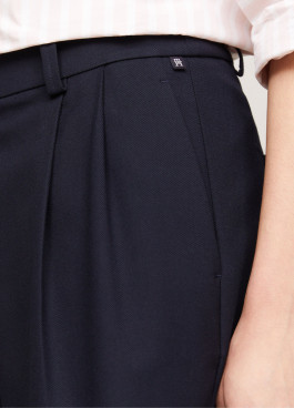 nahlad Tommy Hilfiger dámske tmavomodré šortky