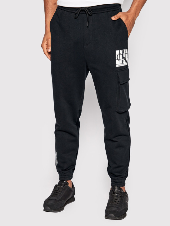 Calvin Klein pánske čierne tepláky