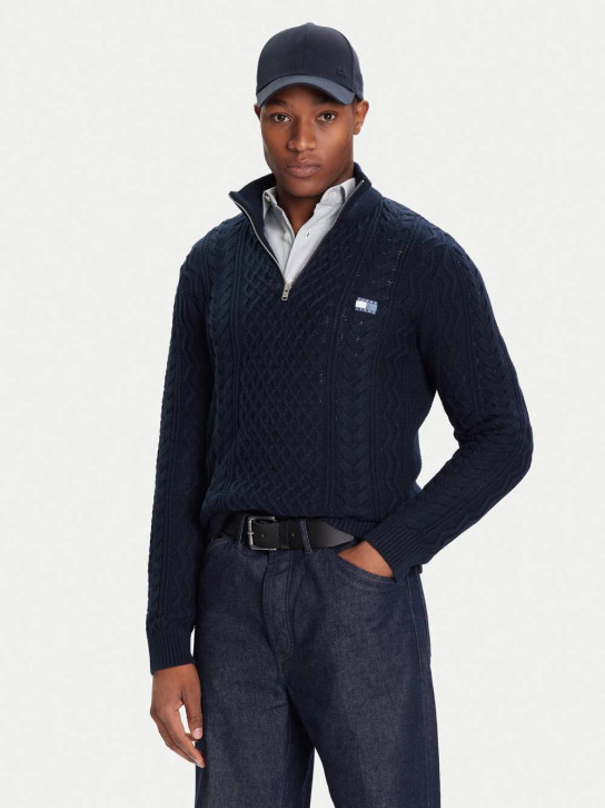 TJM SLIM BADGE CABLE QRTR ZIP