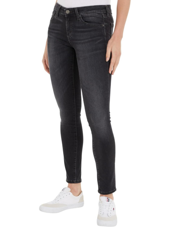 Tommy Jeans dámske čierne džínsy