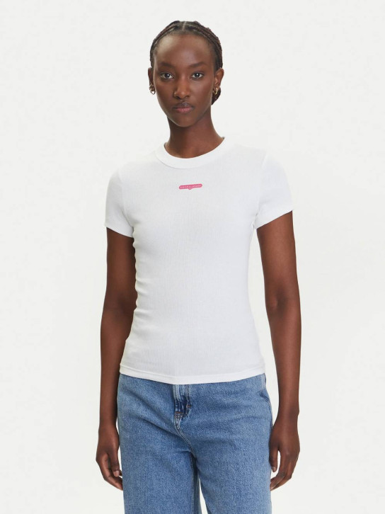 TJW SLIM SCRIPT LABEL SS TEE E