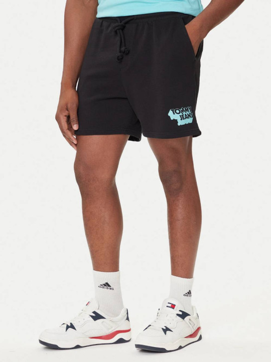 Tommy Jeans pánske čierne šortky