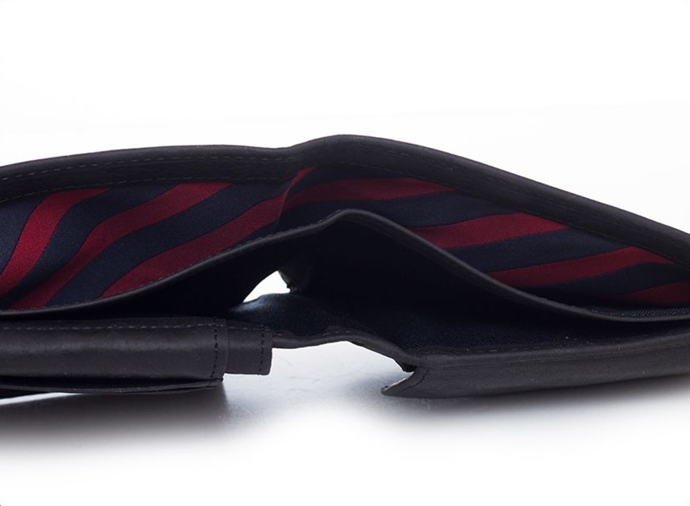 detail Tommy Hilfiger pánska peňaženka Johnson